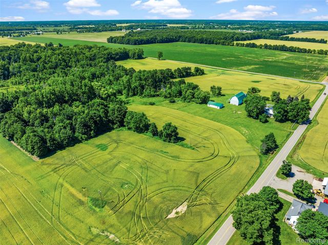 5843 W Dewey Road, Owosso Charter Township, MI 48867
