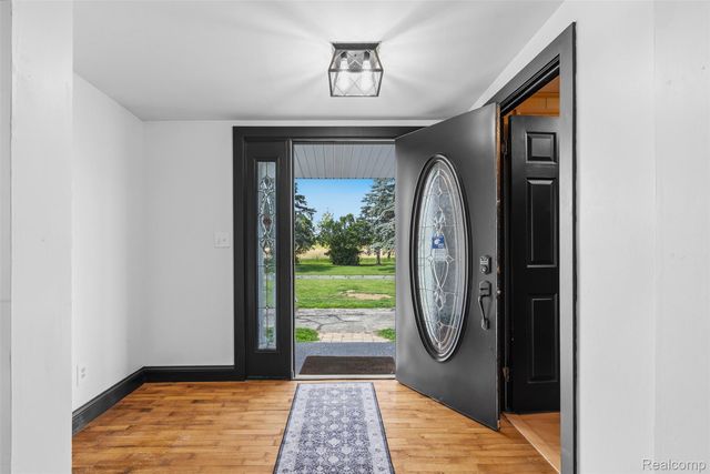 5843 W Dewey Road, Owosso Charter Township, MI 48867