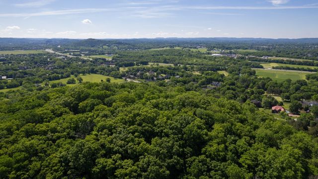 244 Spencer Creek Rd, Franklin, TN 37069