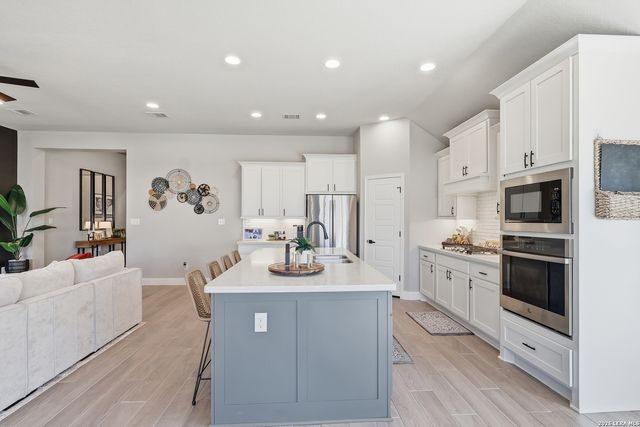 6549 Crockett Cove, Schertz, TX 78108