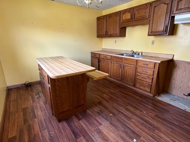 80 Naomi Lane, Ashland, KY 41102