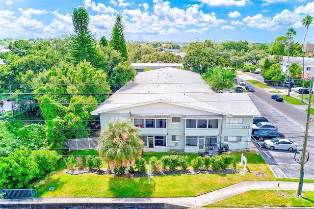 1329 DREW STREET 6, Clearwater, FL 33755