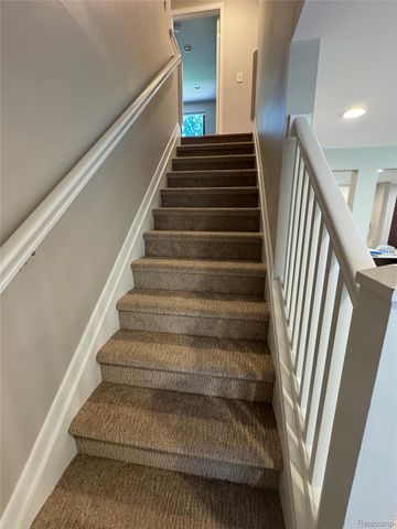 2481 WEXFORD Drive, Troy, MI 48084