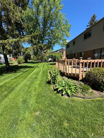 2481 WEXFORD Drive, Troy, MI 48084