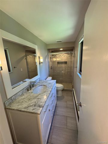 2481 WEXFORD Drive, Troy, MI 48084