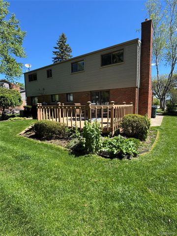 2481 WEXFORD Drive, Troy, MI 48084
