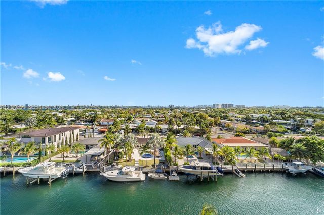 2350 NE 135th Street 808, North Miami, FL 33181