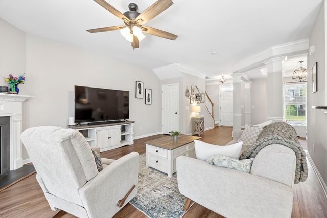 3032 Brookview Forest Dr, Nashville, TN 37211