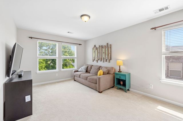 3032 Brookview Forest Dr, Nashville, TN 37211