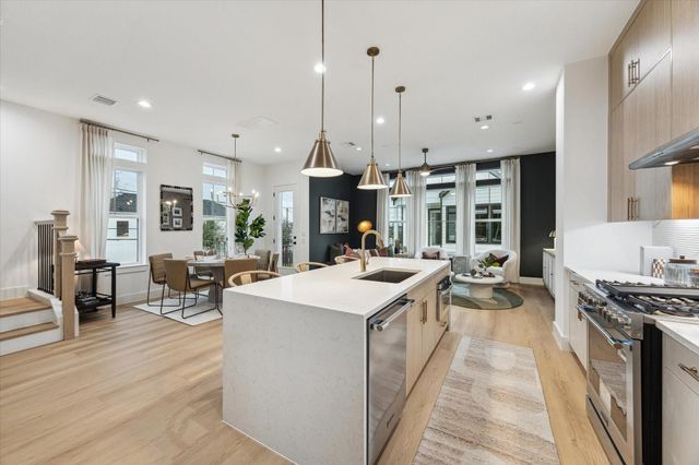 738 Curtin Street, Houston, TX 77018