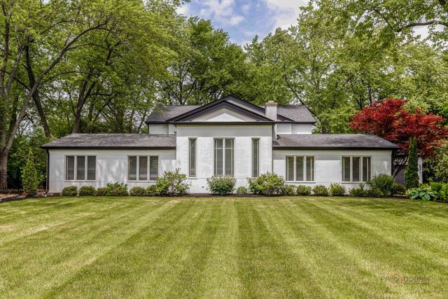 790 W Deerpath Road, Lake Forest, IL 60045