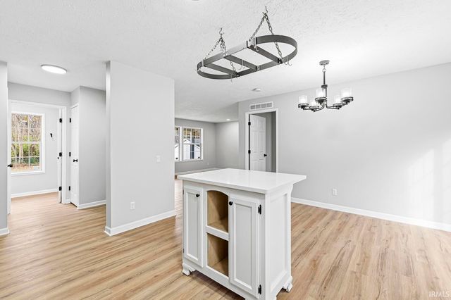 2512 Emerson Forest Parkway, South Bend, IN 46614