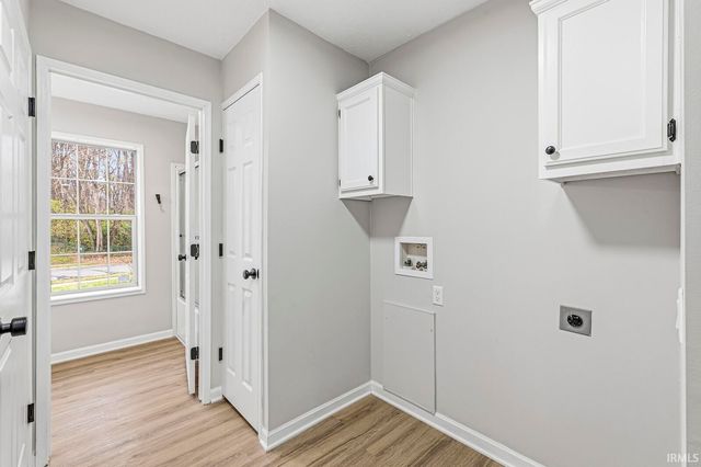 2512 Emerson Forest Parkway, South Bend, IN 46614