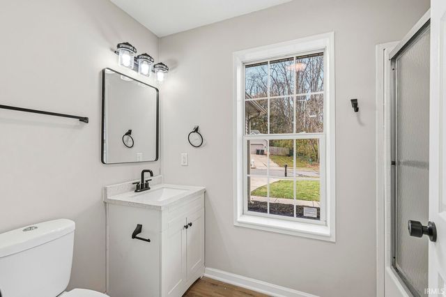 2512 Emerson Forest Parkway, South Bend, IN 46614