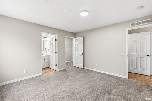 2512 Emerson Forest Parkway, South Bend, IN 46614