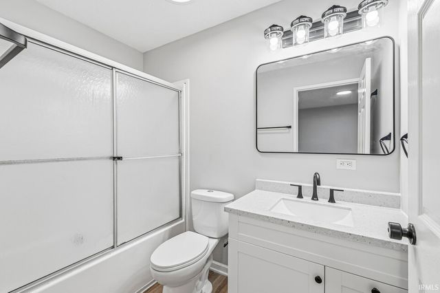 2512 Emerson Forest Parkway, South Bend, IN 46614