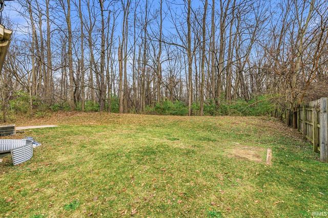 2512 Emerson Forest Parkway, South Bend, IN 46614