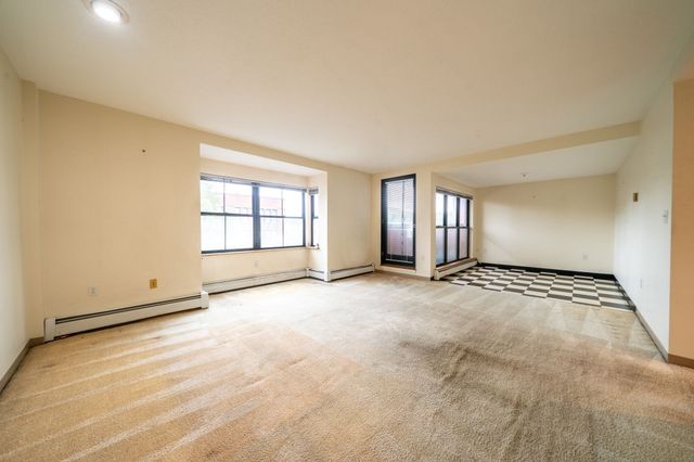 60-R Gibson St B3, Boston, MA 02122
