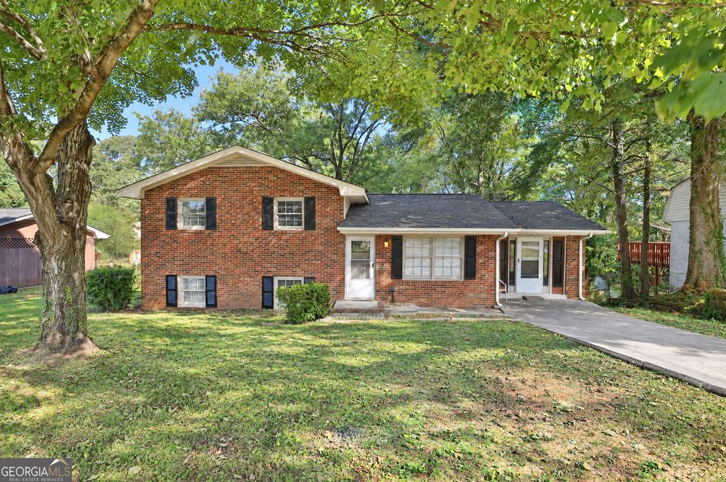 6370 Maddox Road, Morrow, GA 30260 — exterior