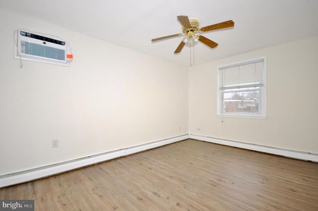 15128 CARTER RD, Philadelphia, PA 19116