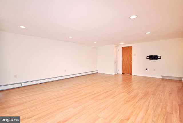 15128 CARTER RD, Philadelphia, PA 19116