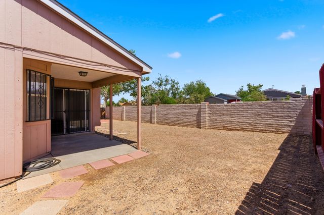 1378 Golden Eye Loop NE, Rio Rancho, NM 87144