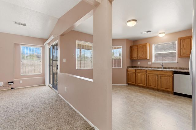 1378 Golden Eye Loop NE, Rio Rancho, NM 87144