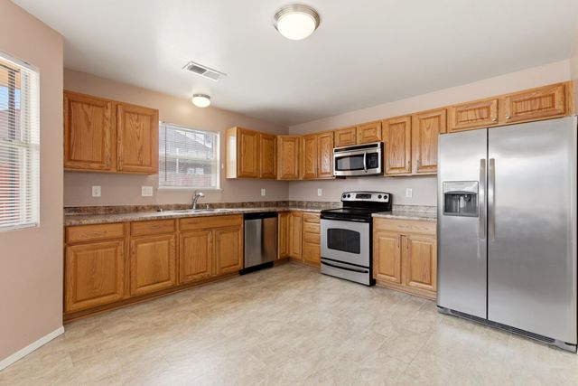 1378 Golden Eye Loop NE, Rio Rancho, NM 87144