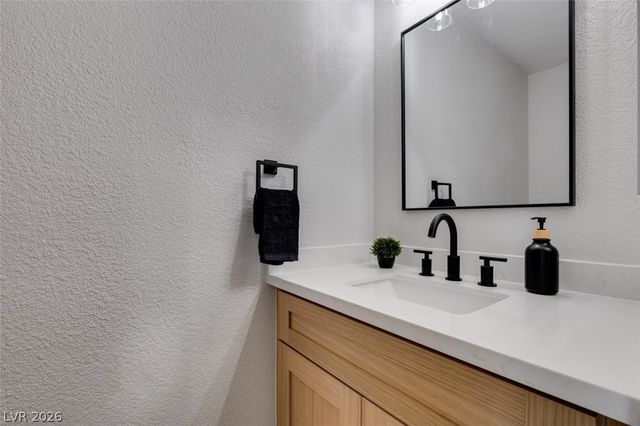 225 Greenbriar Townhouse Way, Las Vegas, NV 89121