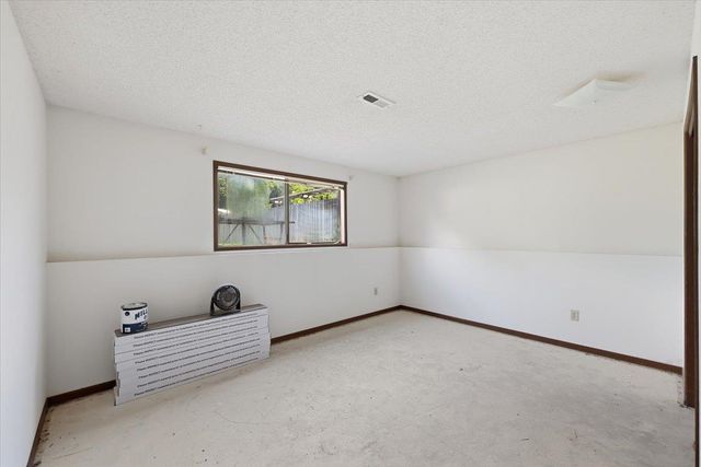 11721 E 37th Ave, Spokane Valley, WA 99206