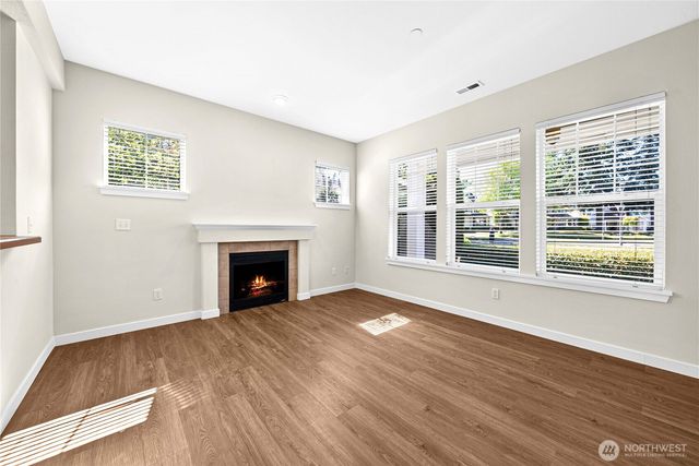 2596 McNeil St #D2, Dupont, WA 98327