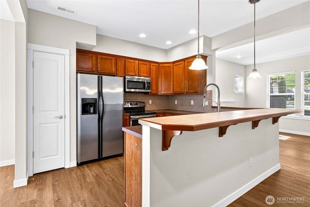 2596 McNeil St #D2, Dupont, WA 98327