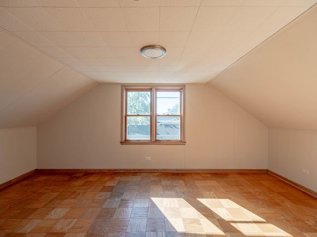 2228 High Ridge Parkway, Hillside, IL 60162