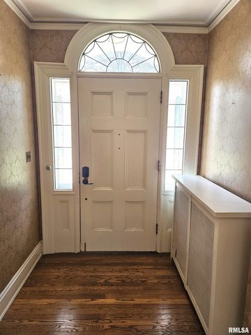 237 PARK LANE Drive, Galesburg, IL 61401