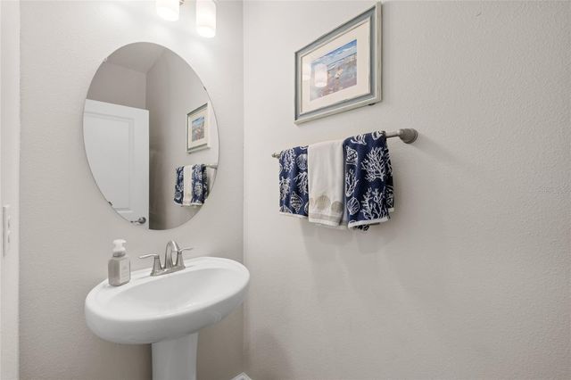 5864 ALENLON WAY, Mount Dora, FL 32757
