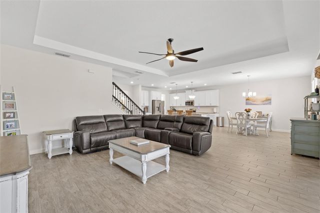 5864 ALENLON WAY, Mount Dora, FL 32757