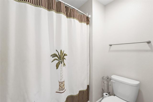 5864 ALENLON WAY, Mount Dora, FL 32757