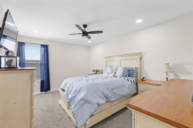 5864 ALENLON WAY, Mount Dora, FL 32757