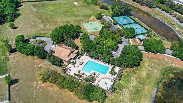 5864 ALENLON WAY, Mount Dora, FL 32757