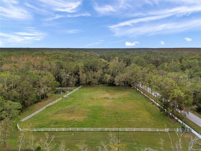 655 APPALOOSA ROAD, Tarpon Springs, FL 34688