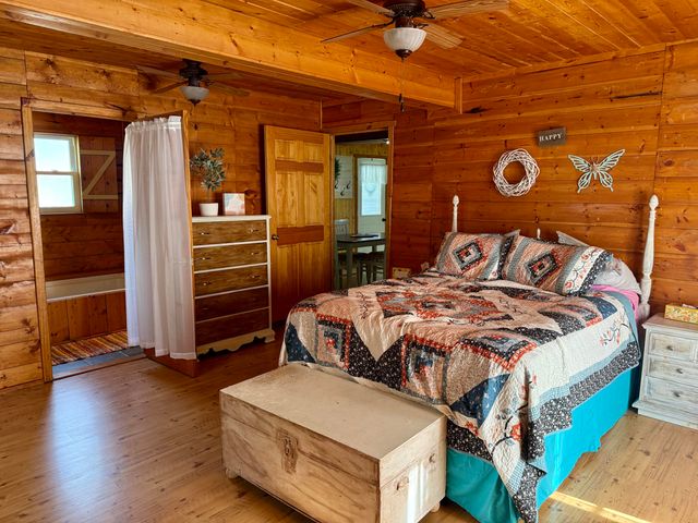 32 Ricky Lane, Russell Springs, KY 42642