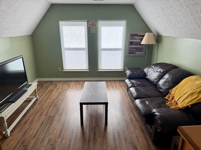 32 Ricky Lane, Russell Springs, KY 42642