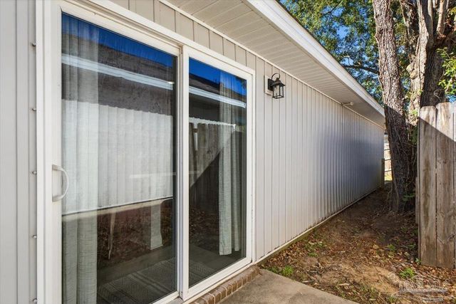 710 W Detroit Blvd, Pensacola, FL 32534