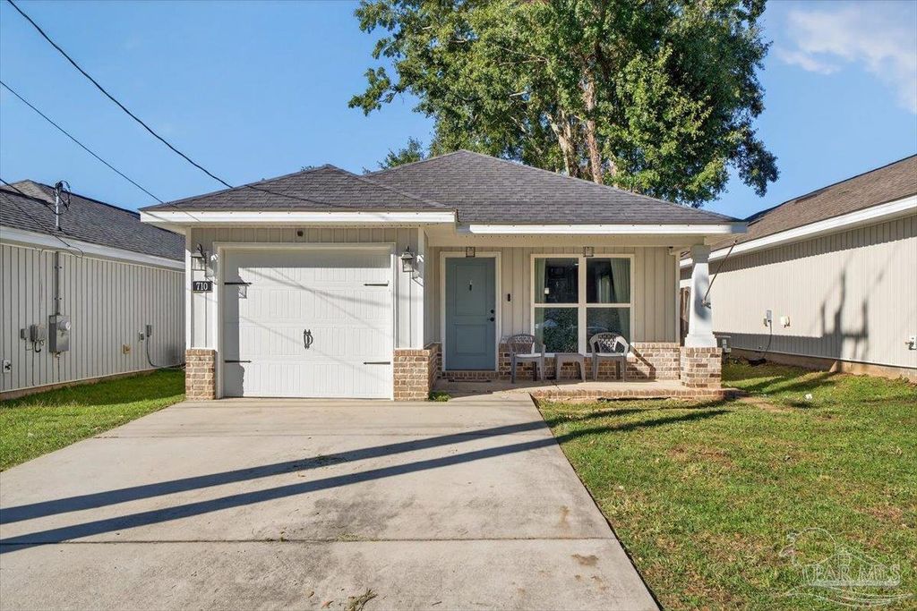 710 W Detroit Blvd, Pensacola, FL 32534