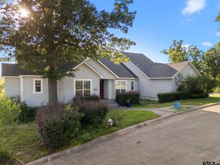 7031 Ridge Place Circle, Tyler, TX 75703