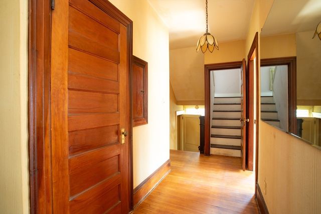 888 Rock St, Fall River, MA 02720