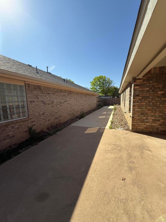 Image 15 of property listing at 4245 Green Meadow Drive, San Angelo, TX 76904