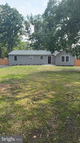 140 E 9TH AVE, Pine Hill, NJ 08021