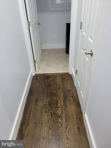 140 E 9TH AVE, Pine Hill, NJ 08021