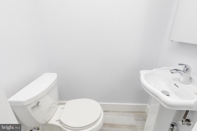 140 E 9TH AVE, Pine Hill, NJ 08021